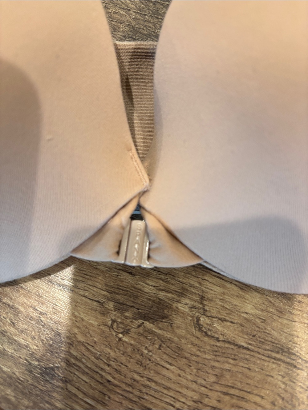 SPANX Beige Seamless Full Coverage Bra - Picture 4 of 6